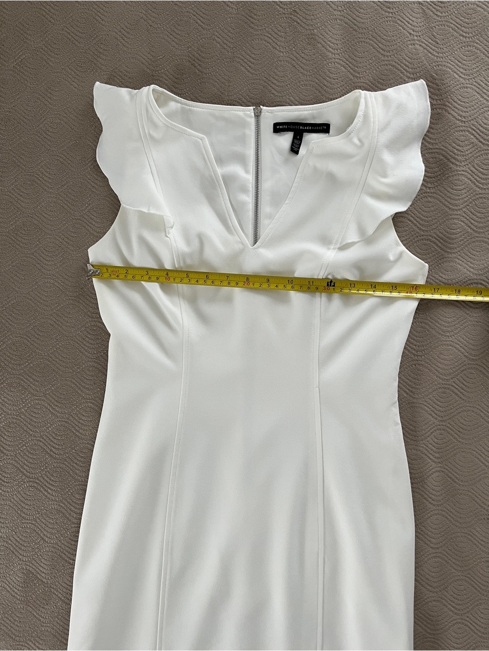 White House Black Market White V-Neck Sleeveless Sheath Dress size 4 - Picture 6 of 11